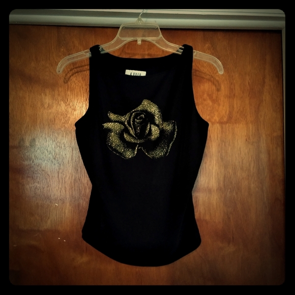 A. Byer Other - Was💲8! 🎉5/$20Shimmering rose girls tank top